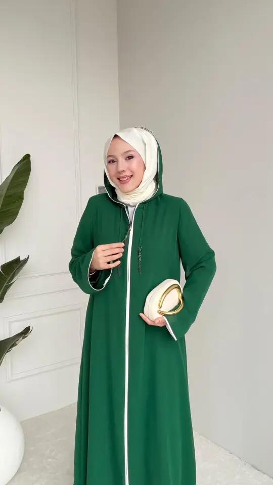 Aslı Dubai İpeği Ferace Zümrüt Yeşili