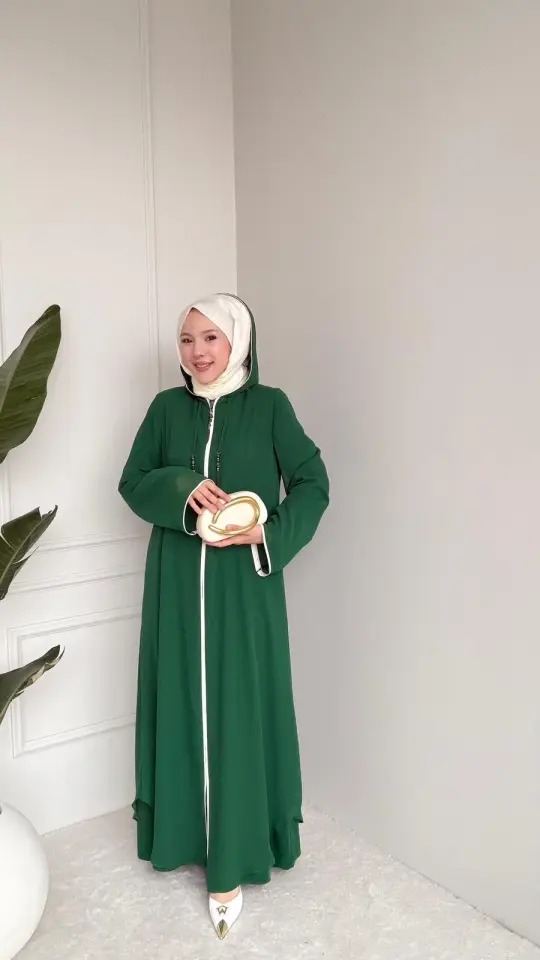 Aslı Dubai İpeği Ferace Zümrüt Yeşili