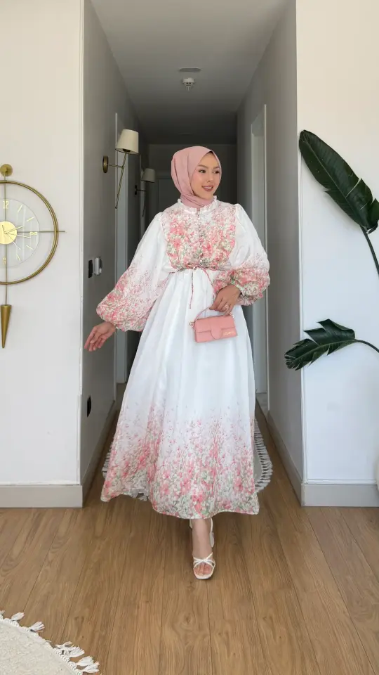 Yeni Sezon Amor Tül Modal Çiçek Desenli Elbise Beyaz