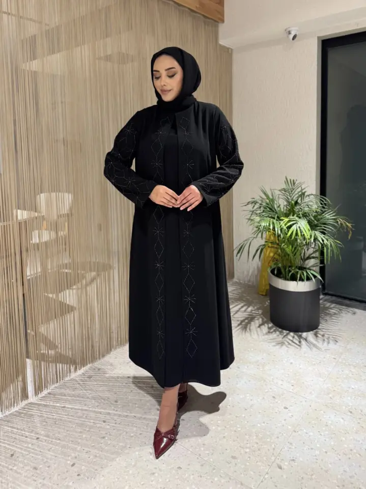 Yıldız Taşlı Büyük Beden Anne Elbisesi Siyah