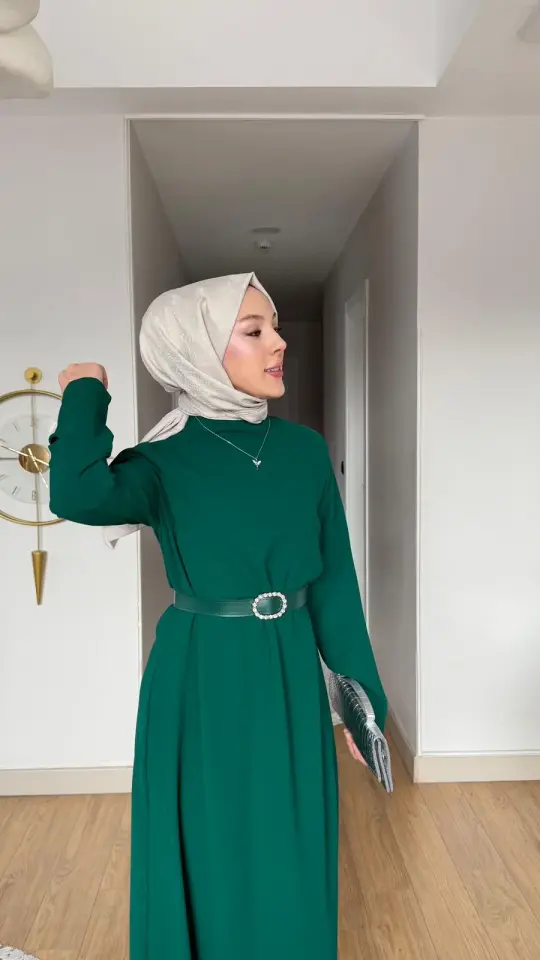 Yeni Sezon Eslem Elbise Krep Kemerli Zümrüt Yeşili