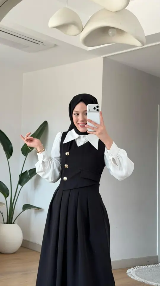 Yeni Sezon Ela Jile (Gömlek Hediyeli) Siyah