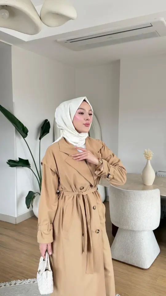 Yeni Sezon Ebru Trençkot Bej