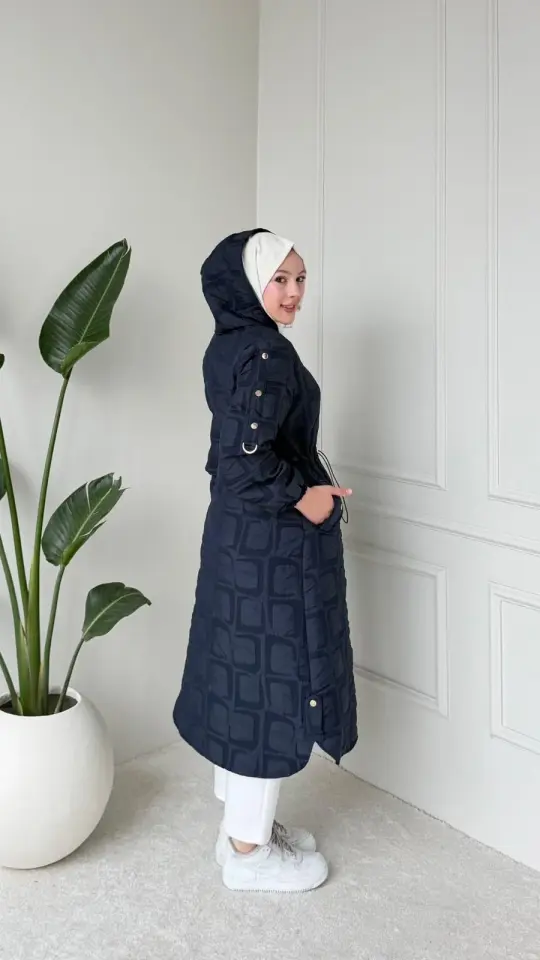Armina Kap Lacivert
