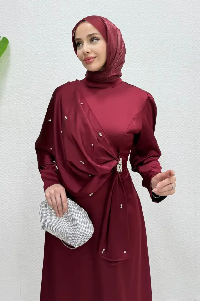 Yeni Sezon Lara Taşlı Broşlu Beg Saten Kumaş Tesettür Abiye Bordo