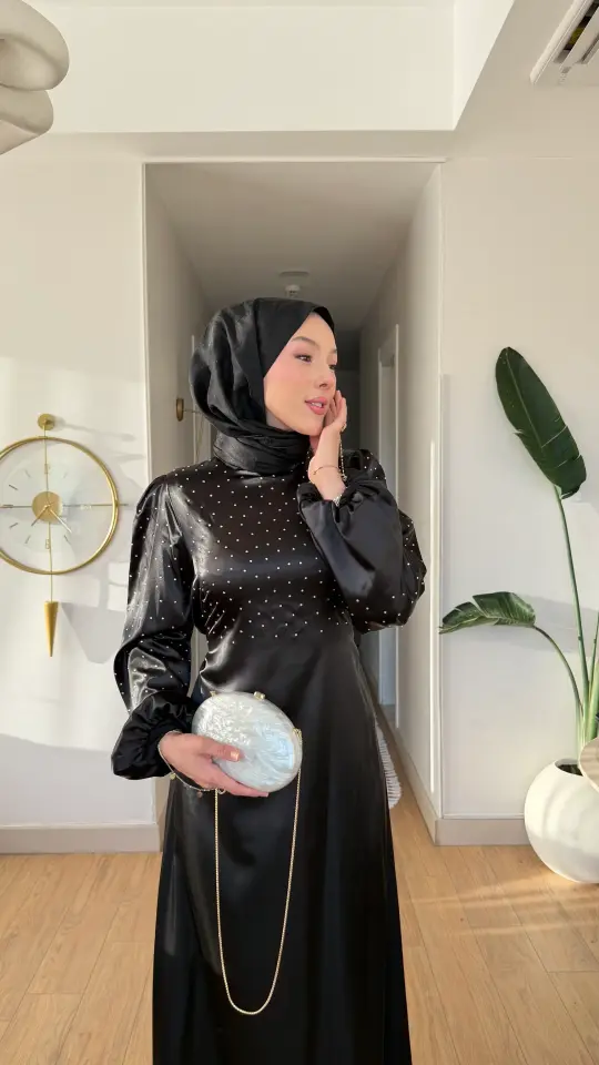 Yeni Sezon İncili Saten Abiye Siyah