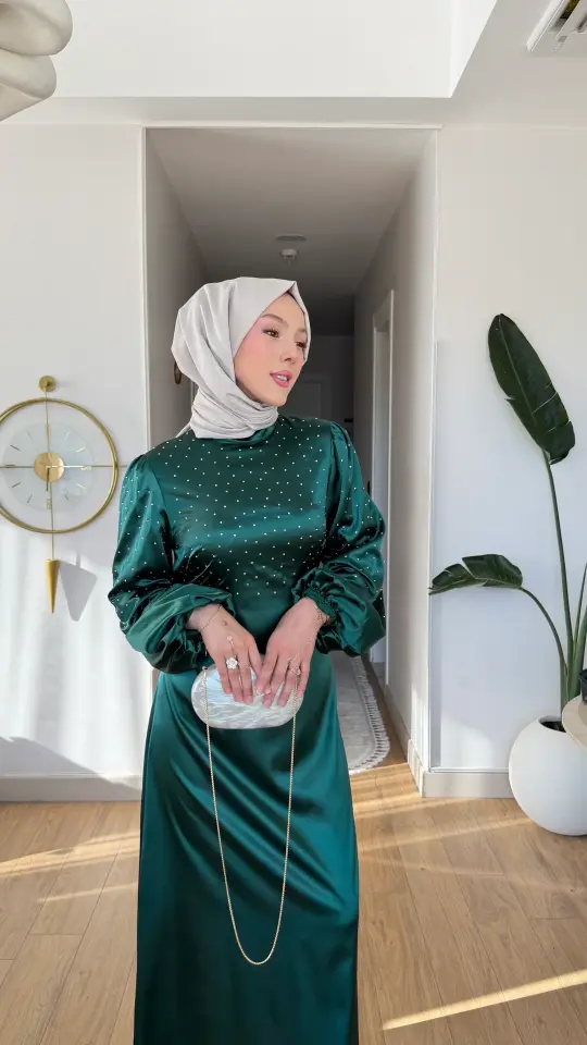 Yeni Sezon İncili Saten Abiye Yeşil
